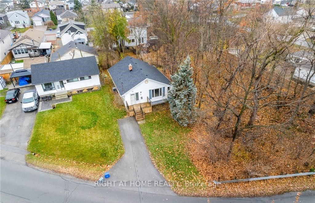 56 Rosedale Ave