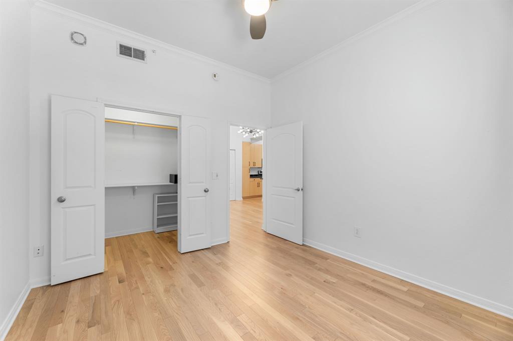 3225 Turtle Creek Boulevard 120