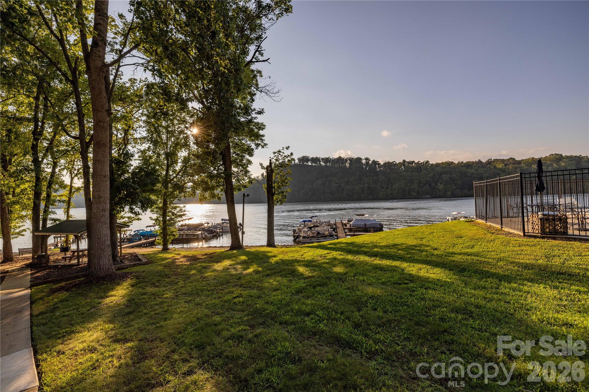 269 Tamarind Drive 568