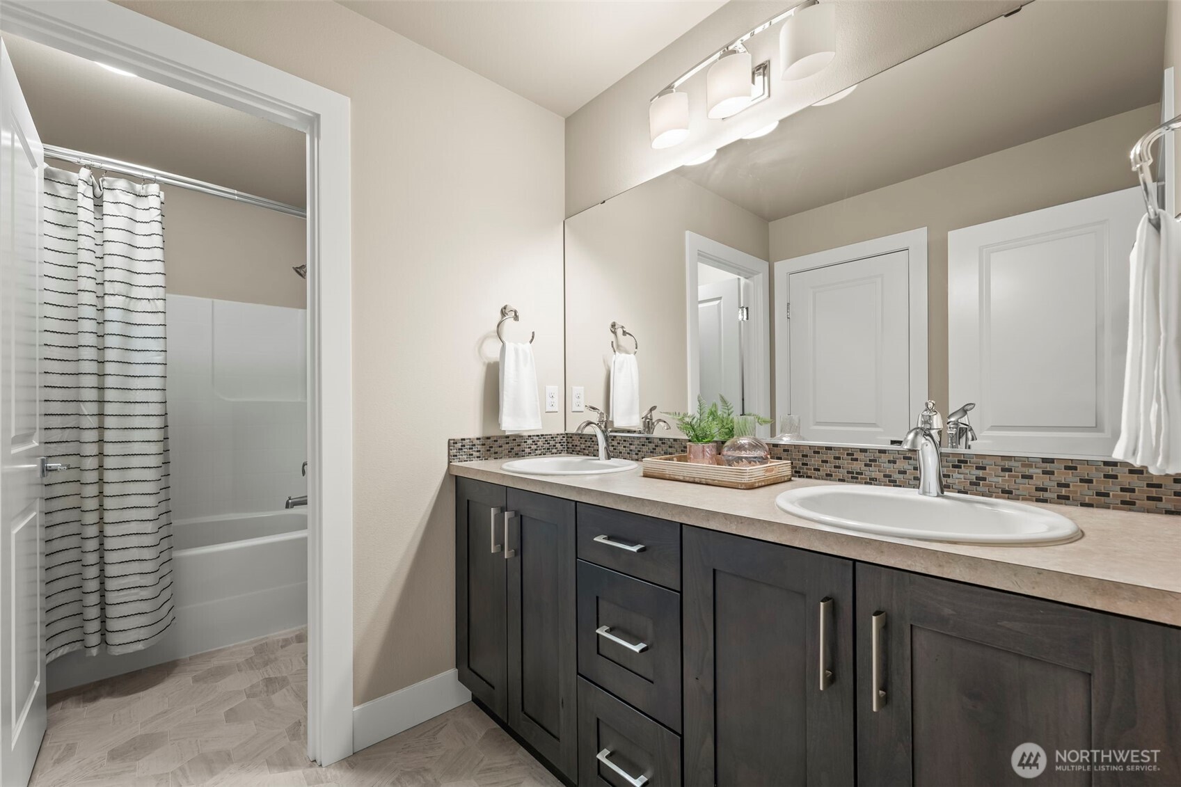 4439 Brant Court