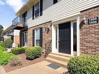 Welcome to 5808 Brentwood Trce. This second floor condo is located conveniently in Brentwood and just minutes away from Downtown Nashville. The condo offers a comfortable and modern living space. Step inside and be greeted by the sleek luxury vinyl flooring that flows throughout the entire home. The kitchen boasts beautiful granite countertops, providing a stylish and functional space. Enjoy your morning coffee and unwind after a long day on the deck, perfect for enjoying fresh air and sunshine. With its prime location and top-notch amenities, including a neighborhood pool, this 1BR condo is perfect for those seeking a stylish and low-maintenance lifestyle. You'll enjoy close by shopping and restaurants and easy access to I65. Don't miss out on this incredible opportunity to make this condo your own.