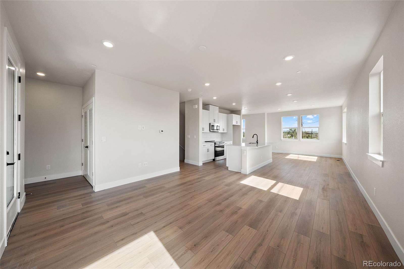 2894 W 56th Avenue
