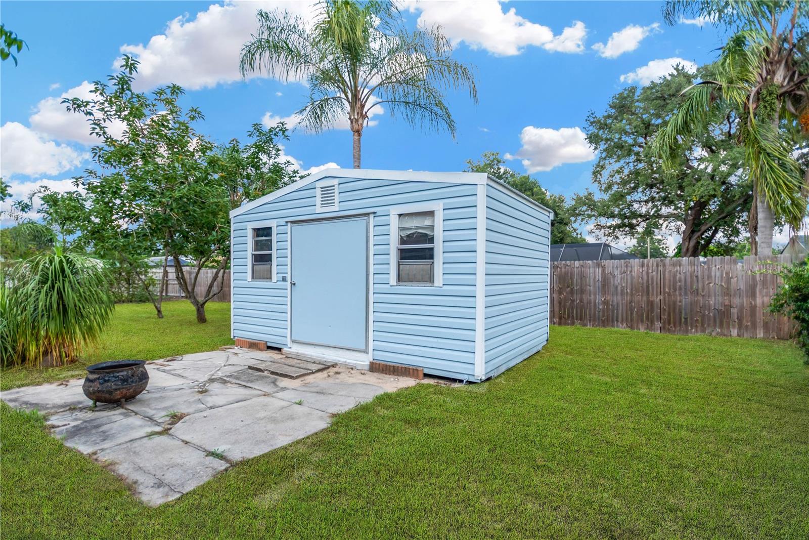 3218 King Charles Circle