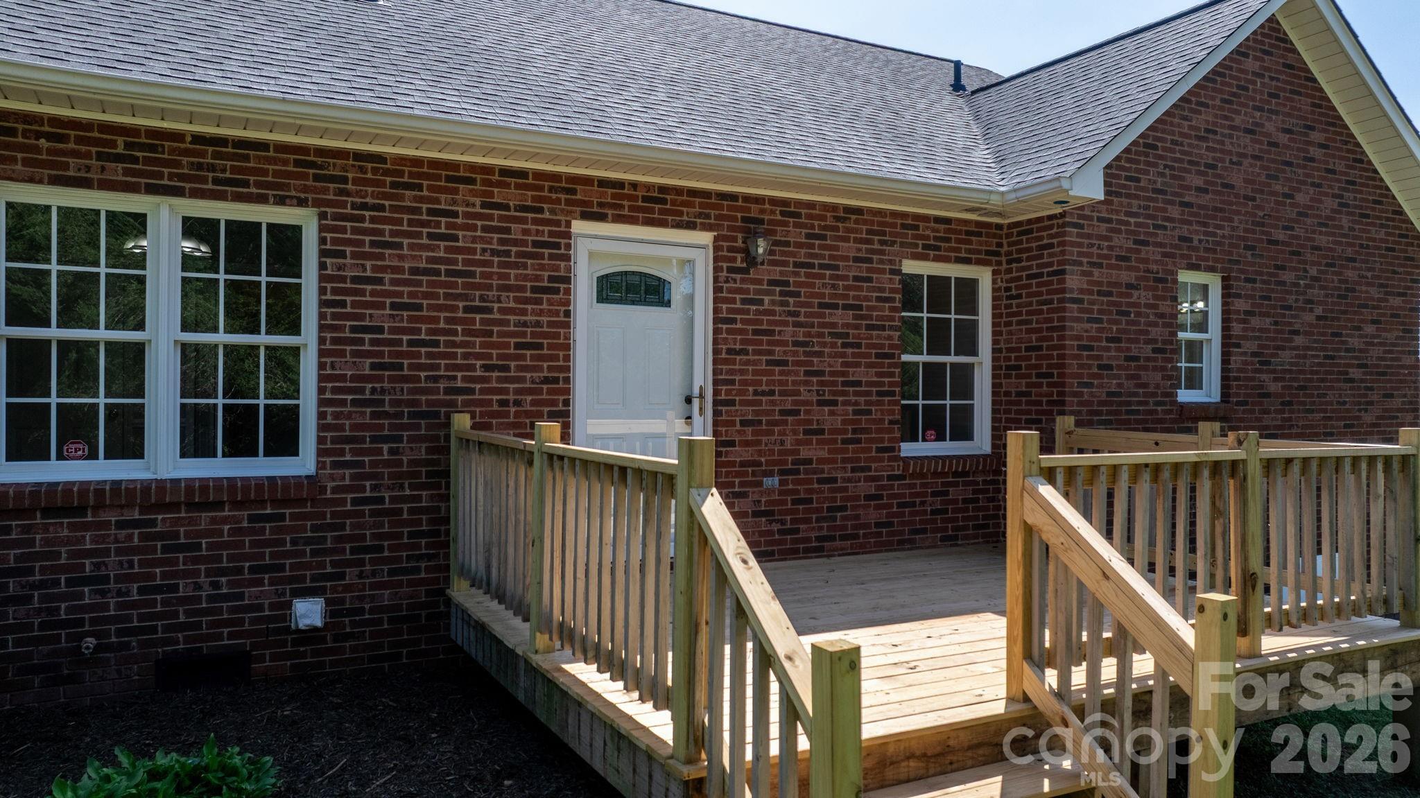 1420 Farmington Hills Drive
