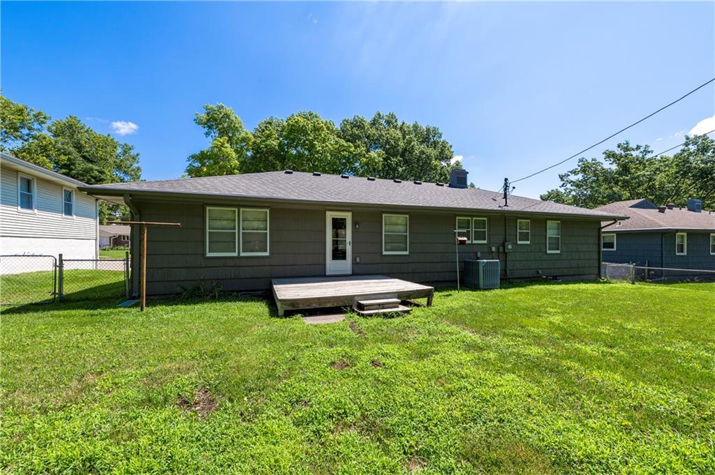 4980 NE Chouteau Drive