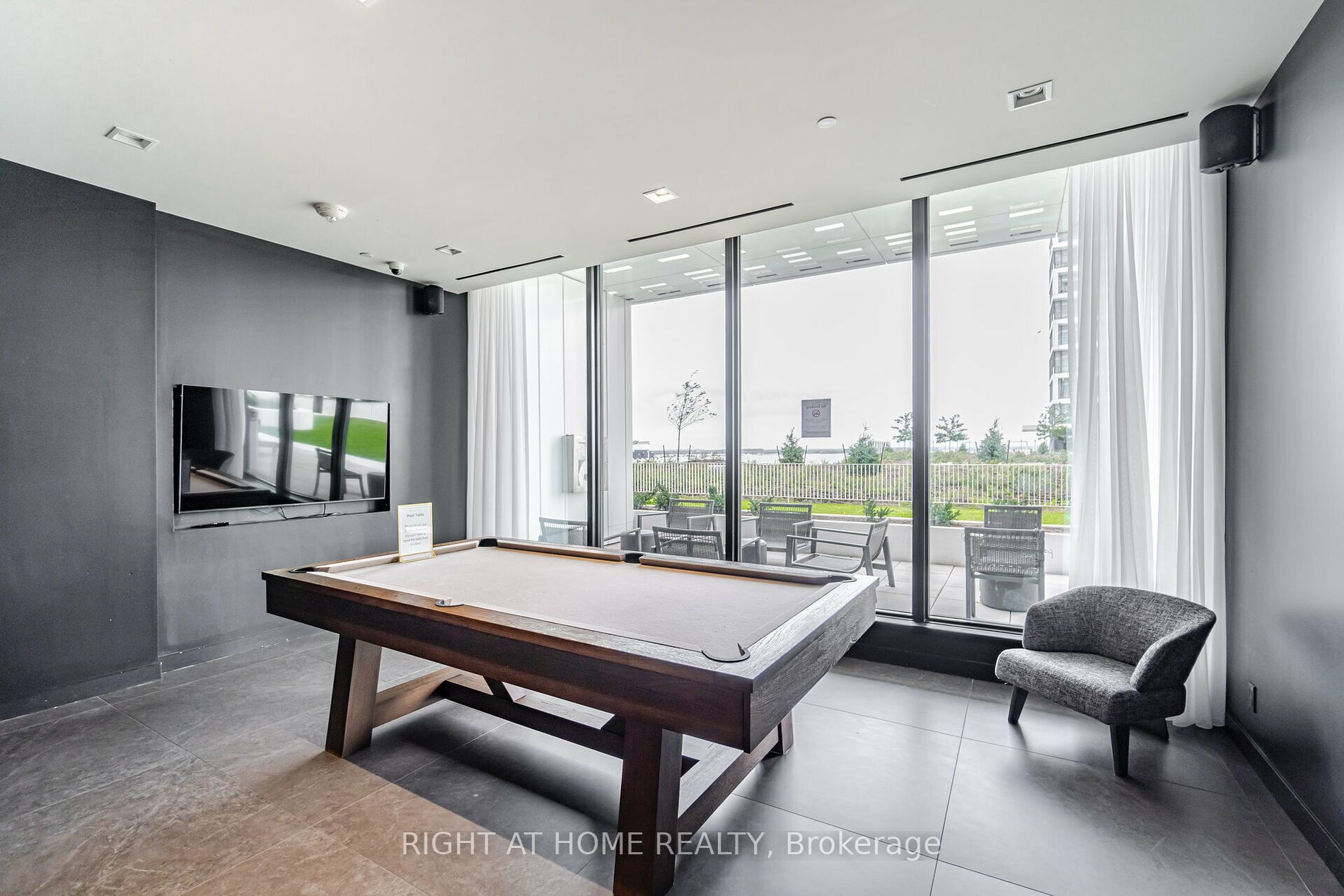 5 Buttermill Ave 4801