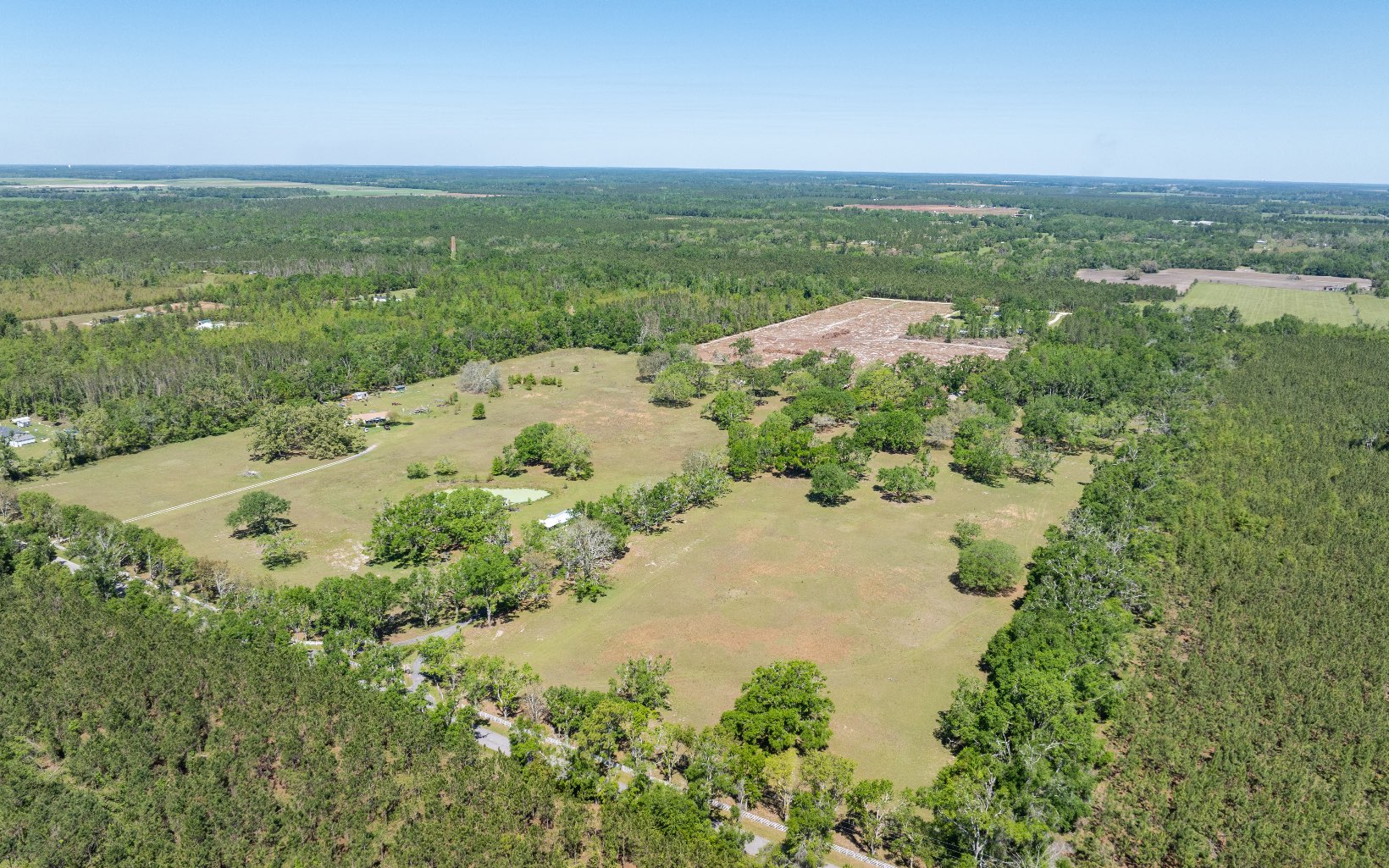 444-1 SE Bisbee Loop