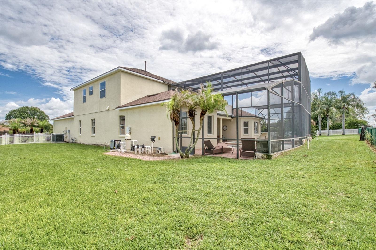 2924 Majestic Isle Drive