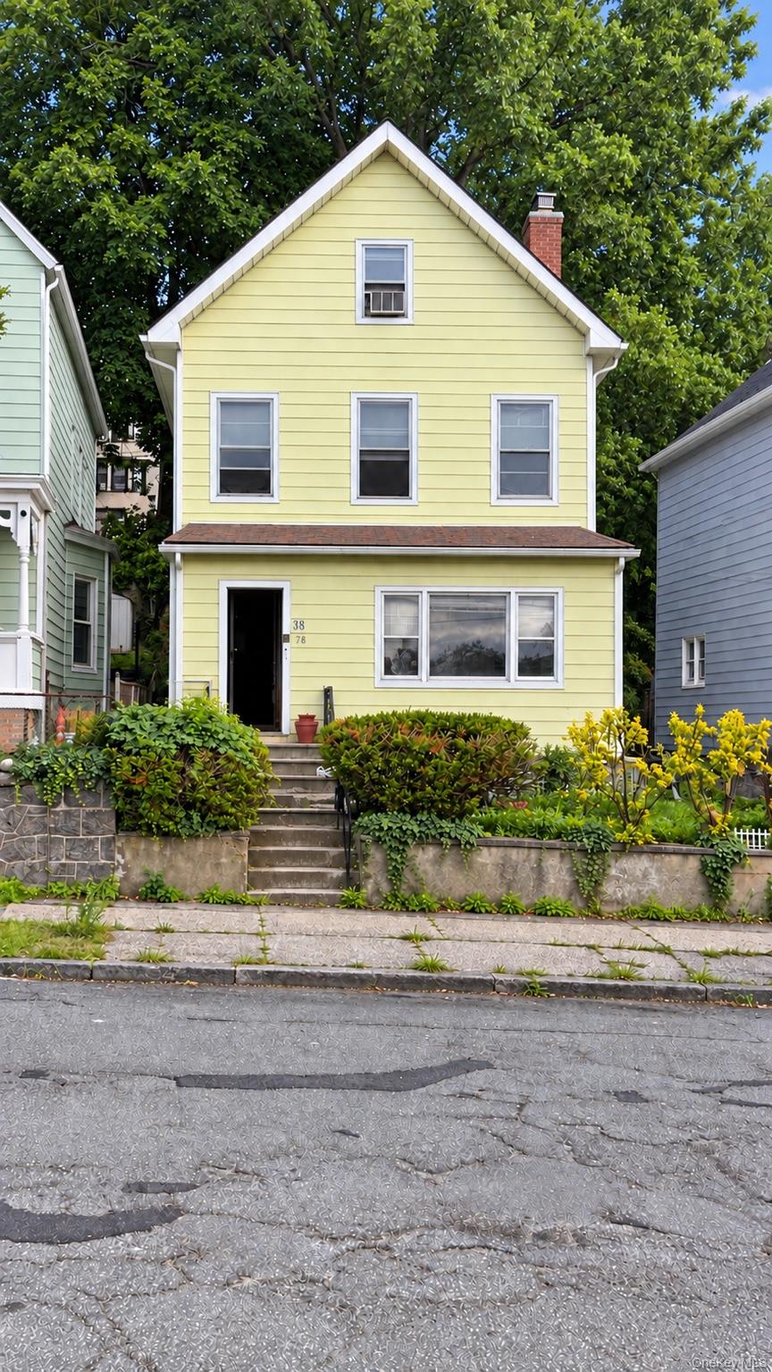 33 S Terrace Avenue