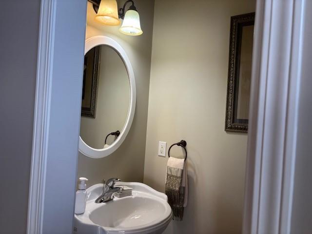 2807 SW Summer Creek Court