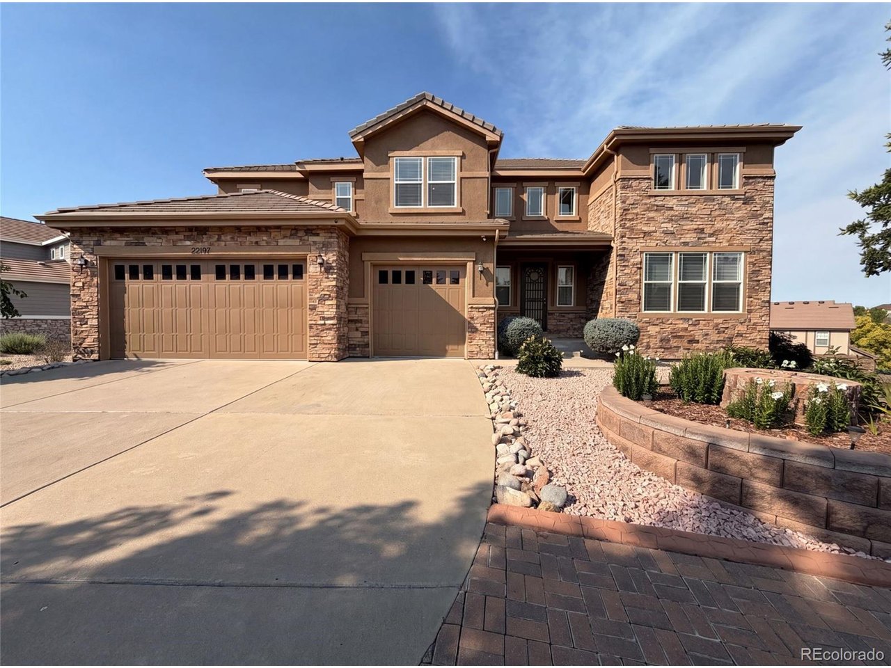 22197 E Easter Cir