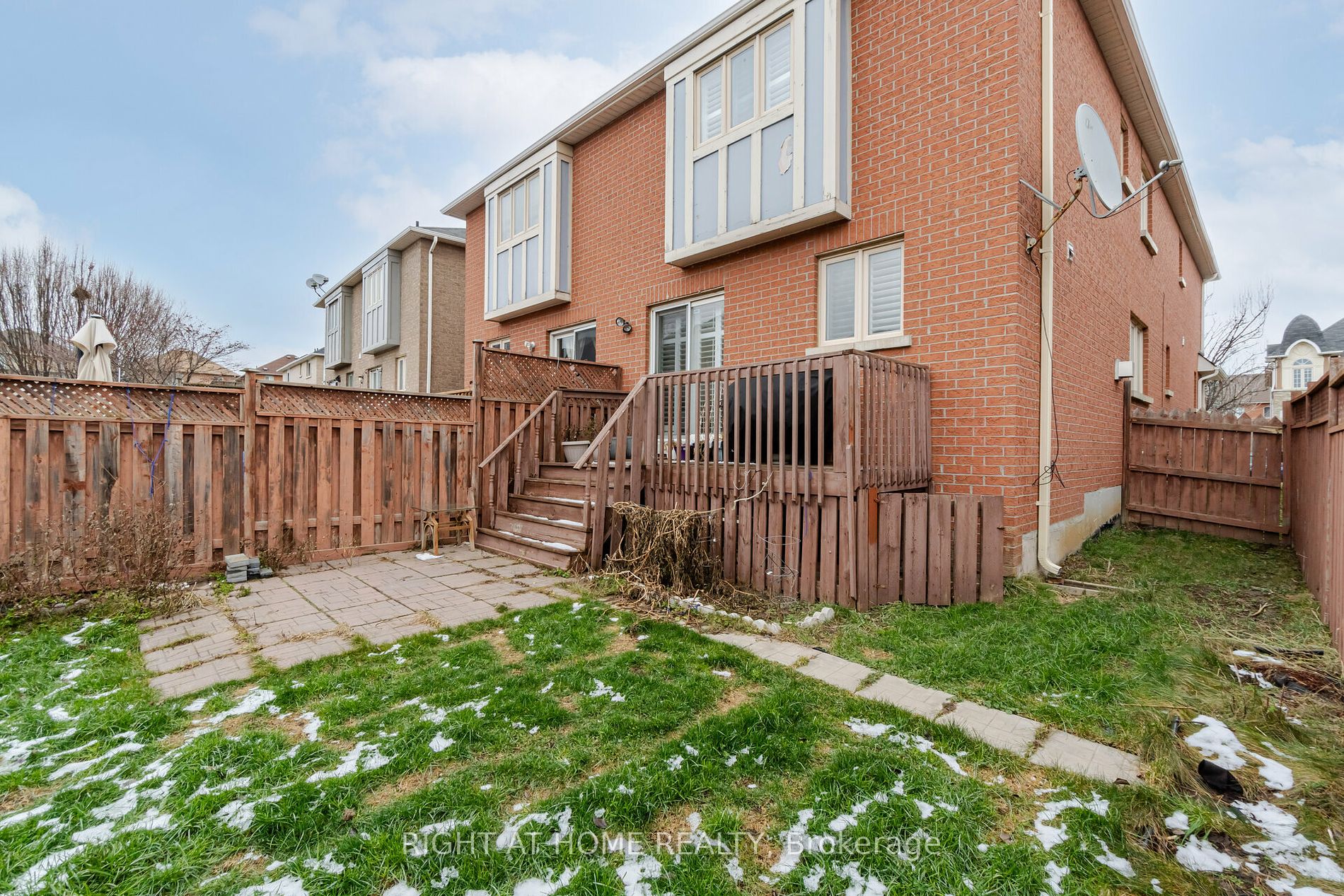 811 Othello Crt