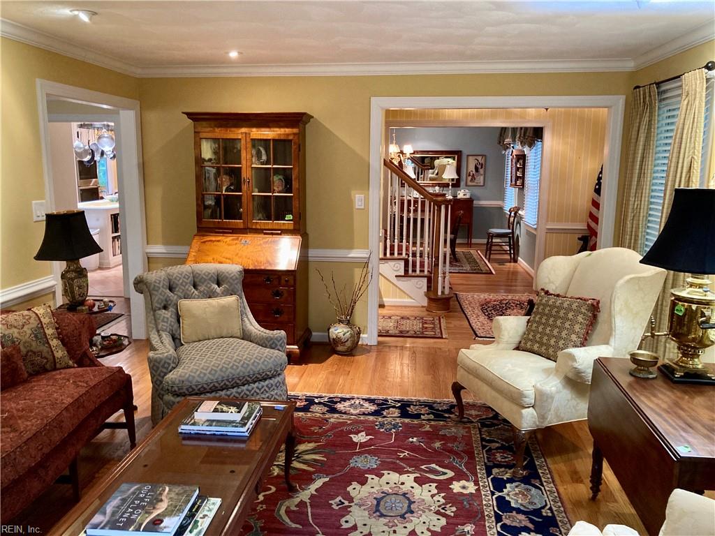 828 De La Fayette Court