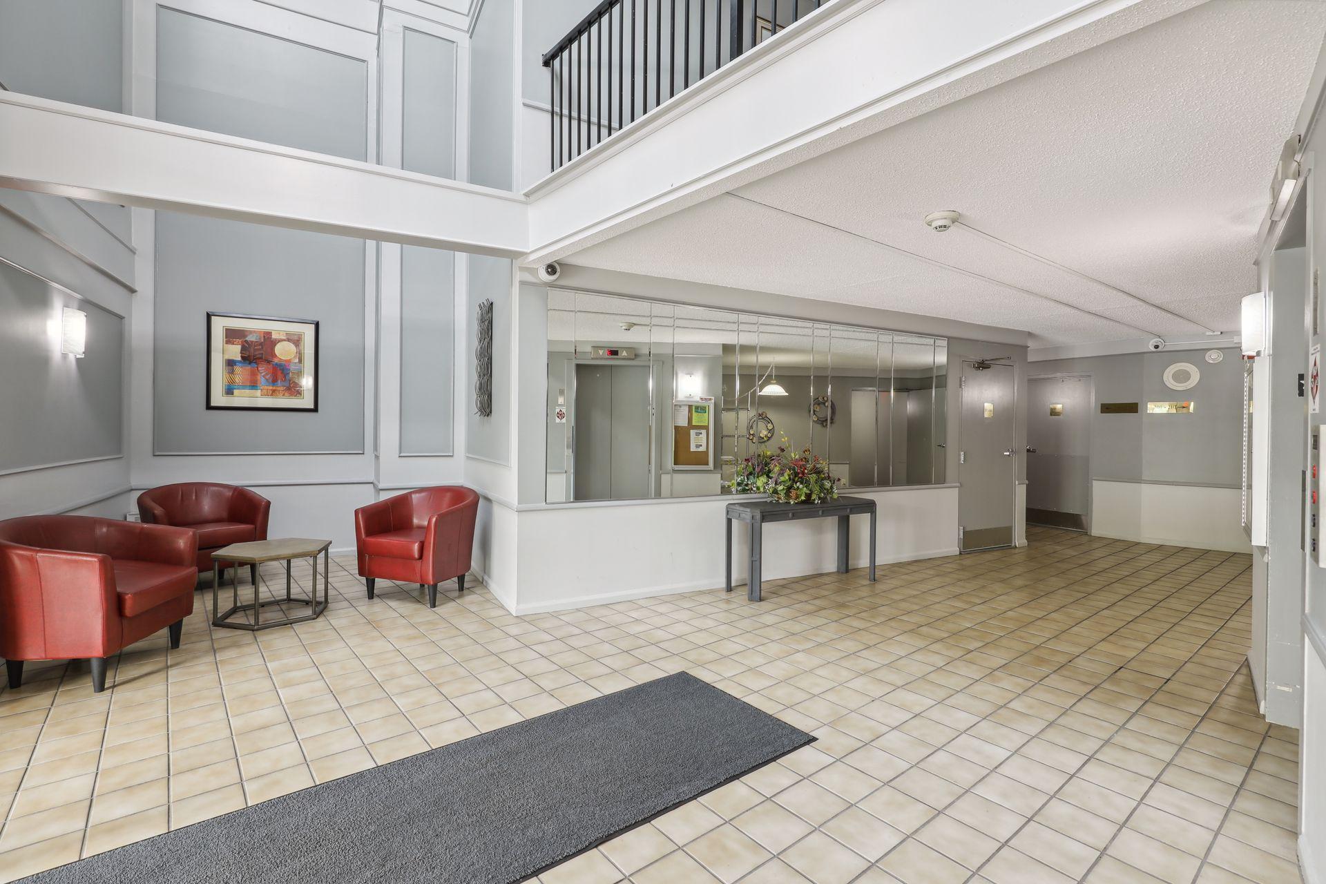 10511 Cedar Lake Road 217