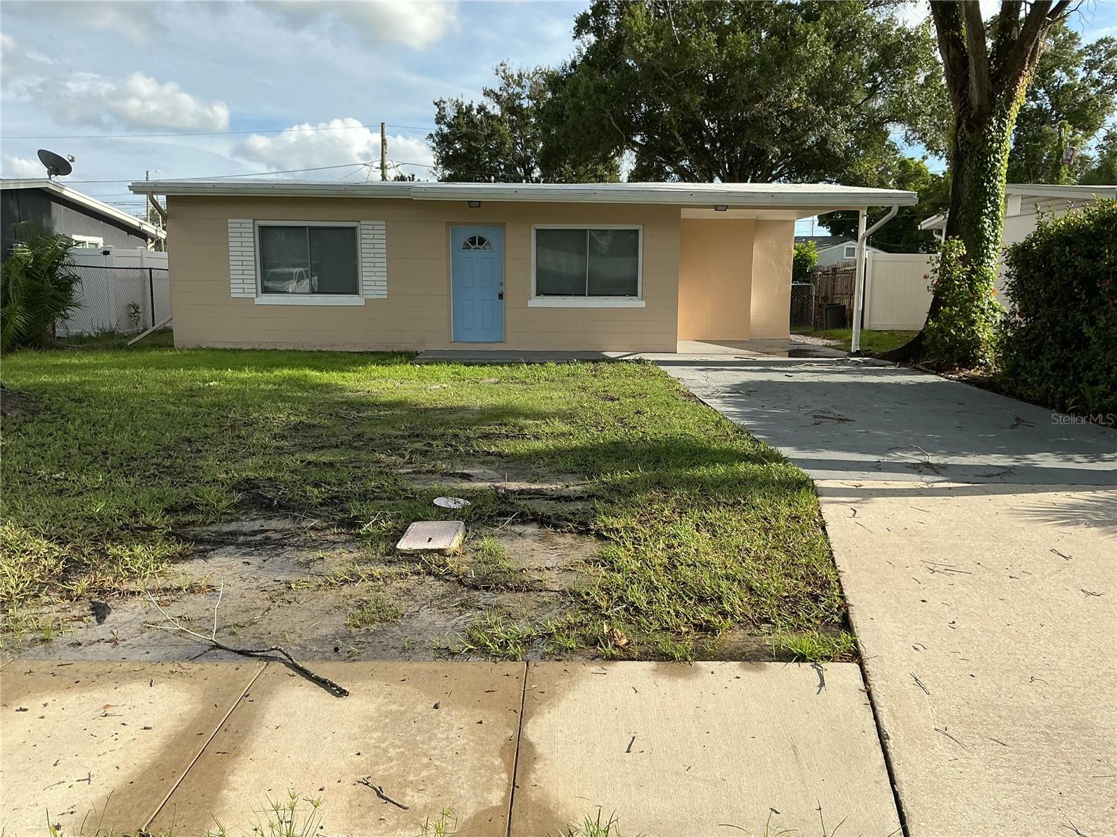 Move in ready 2/1 centrally located in Pinellas Park. Updated Kitchen and bath with granite counter tops and new ss appliances. Luxury vinyl floors throughout. new central air. New silicone roof coating. Screened lanai. Large backyard with alley access. Listing agent is owner.