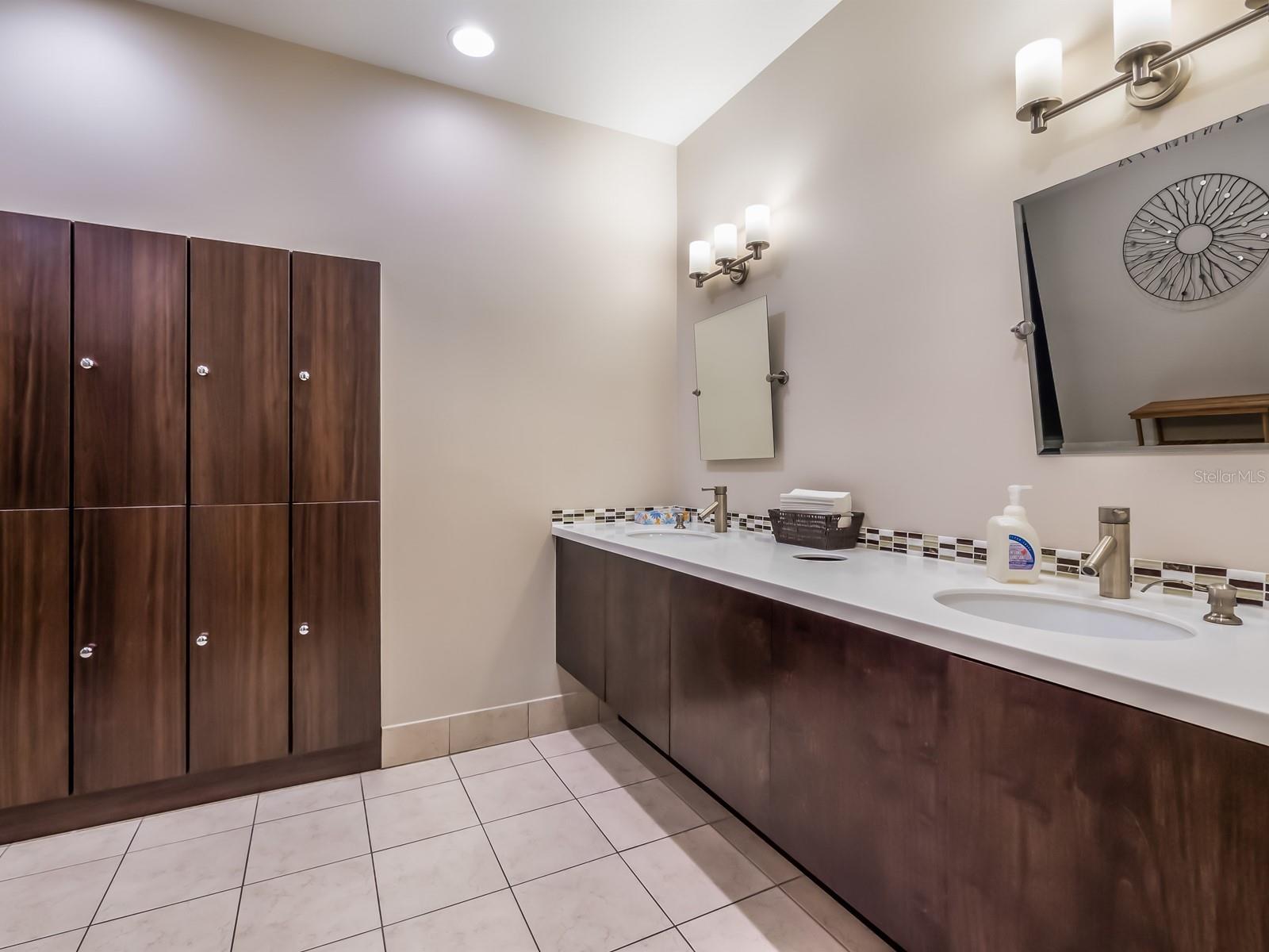 1255 N Gulfstream Avenue 1101
