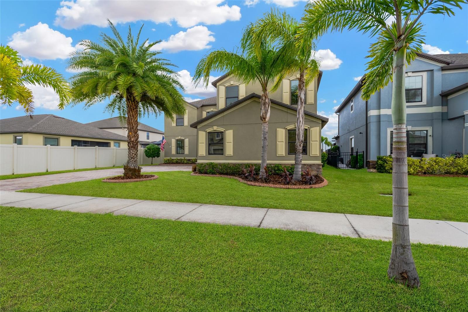 10004 Celtic Ash Drive