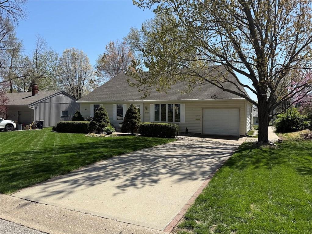 3707 NE 49th Terrace