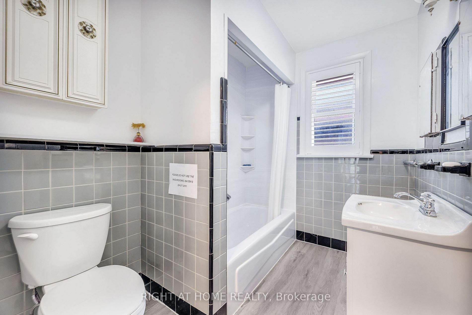 41 E Beckett Ave