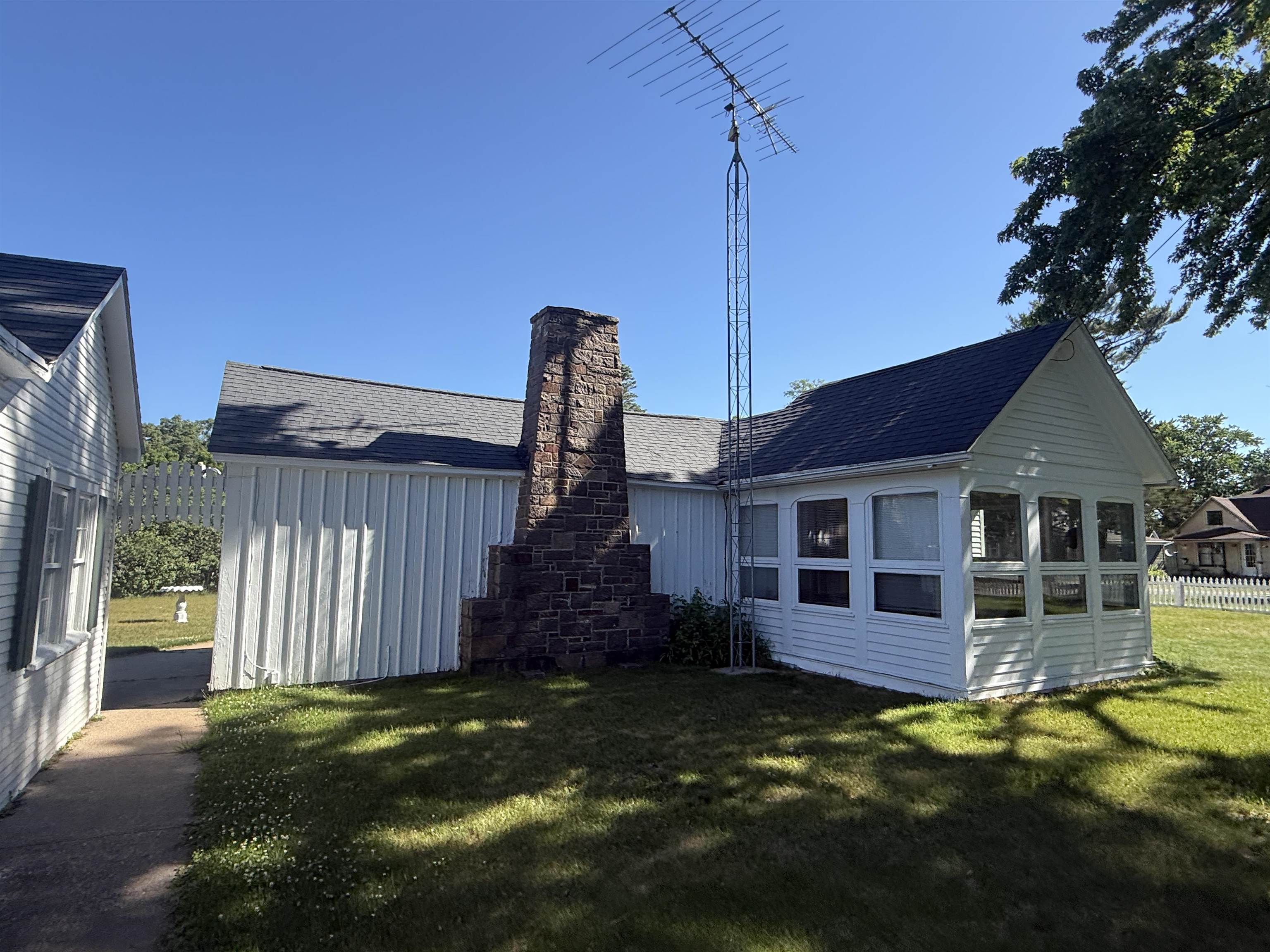 414 Foster Road