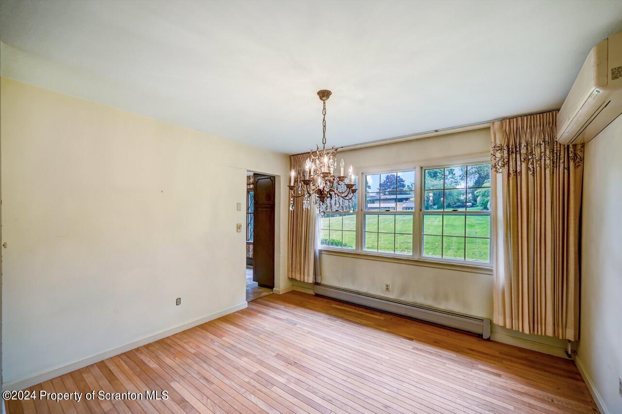 522 Tulip Circle