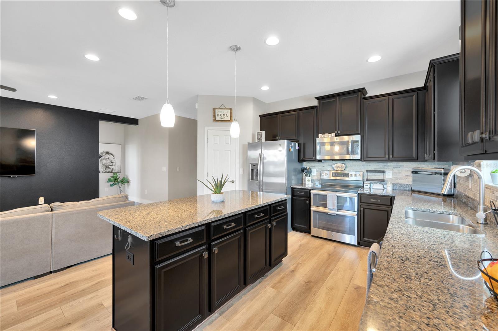 7797 108th Avenue Circle E