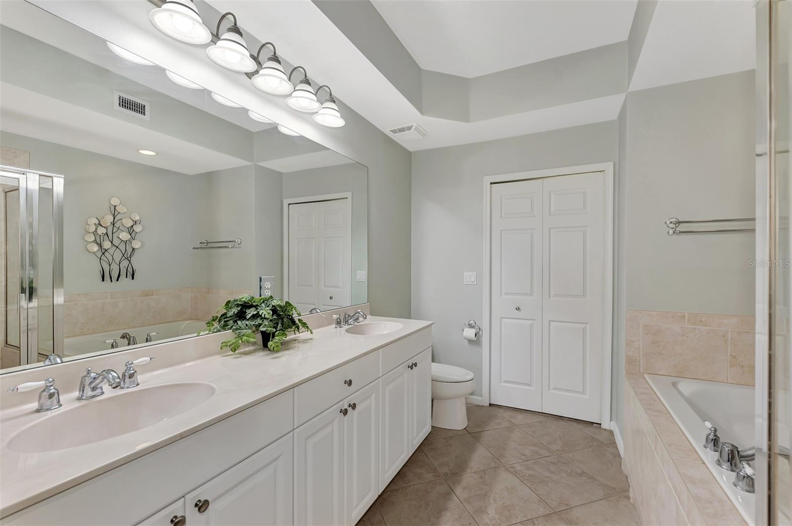 3423 Grand Vista Court 101