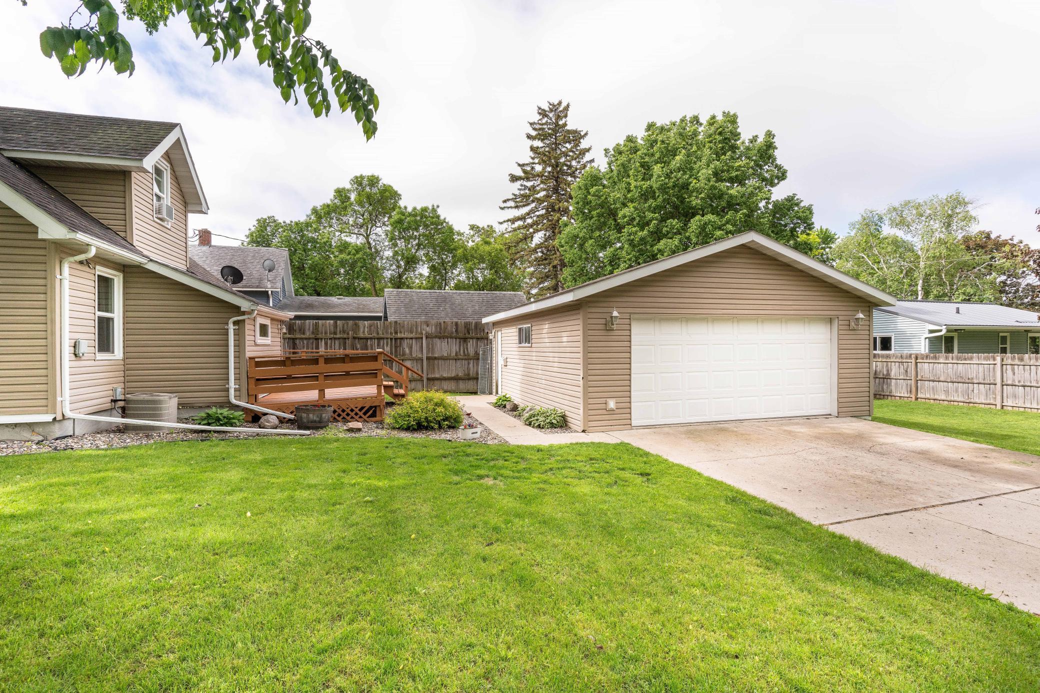 1121 N Cleveland Avenue