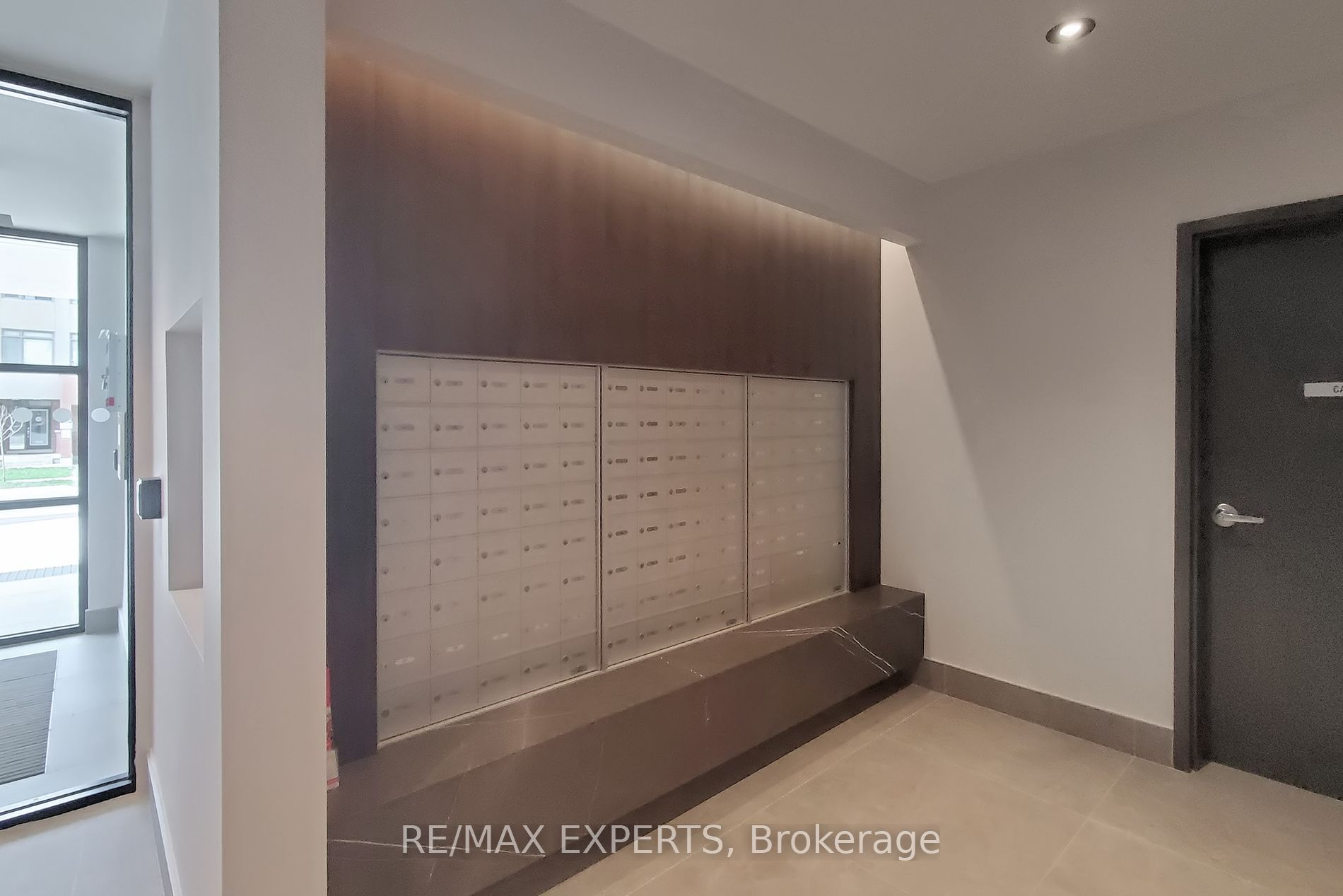 1440 Clarriage Crt 106