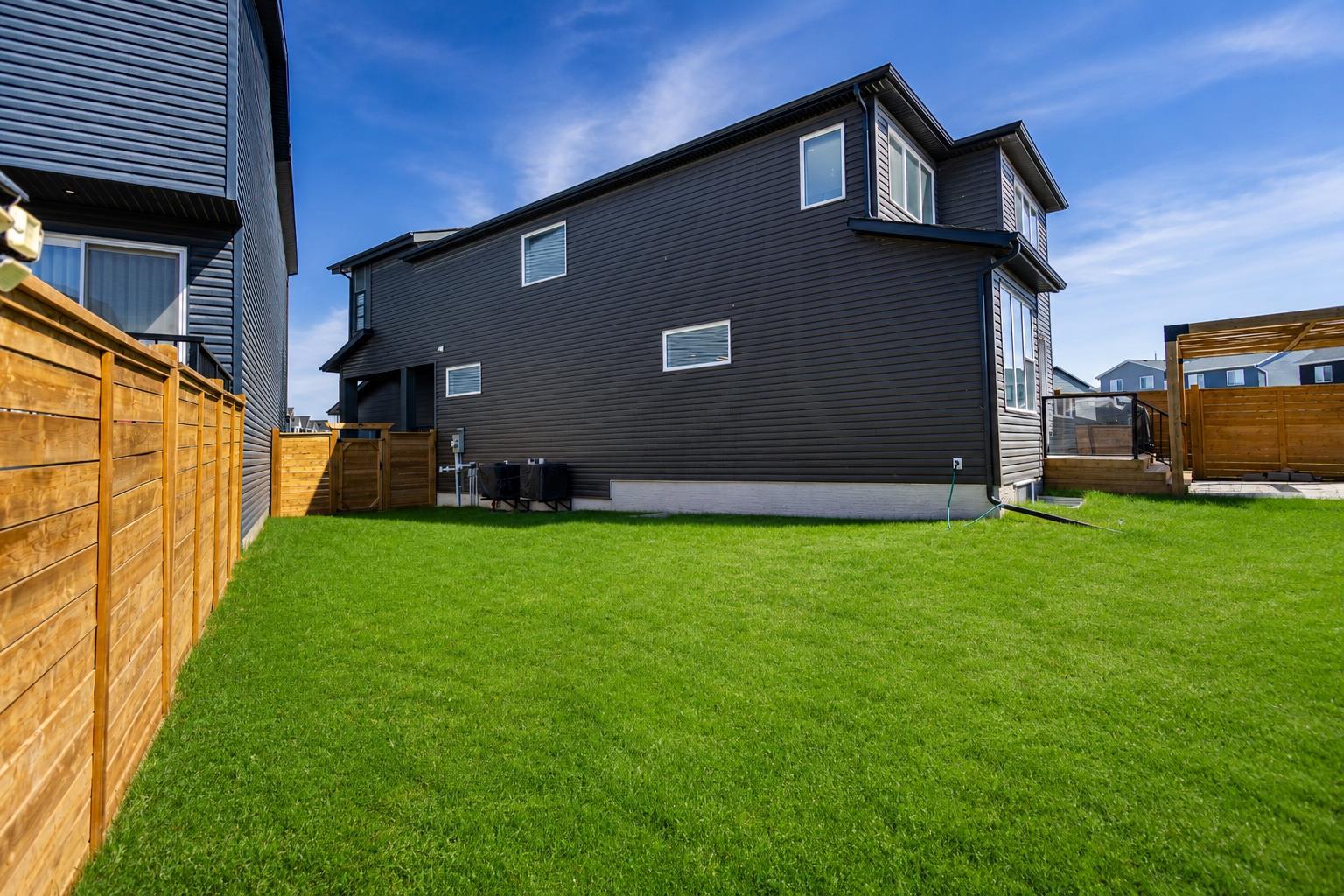 61 Rowmont Heath NW
