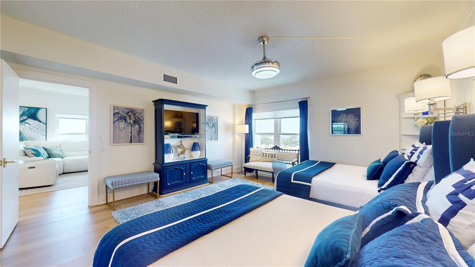 4950 Gulf Boulevard 501