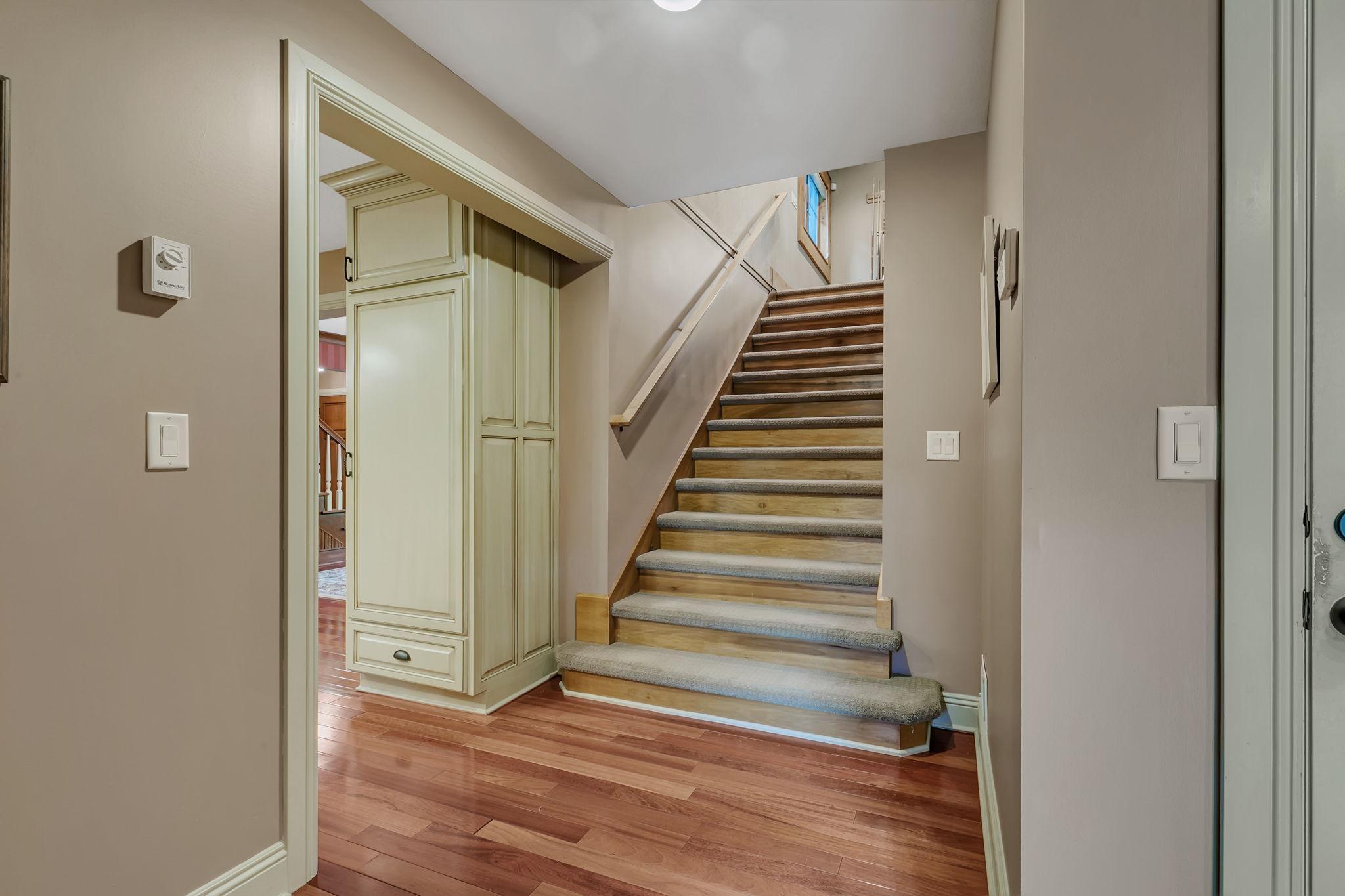 506 10th Street N