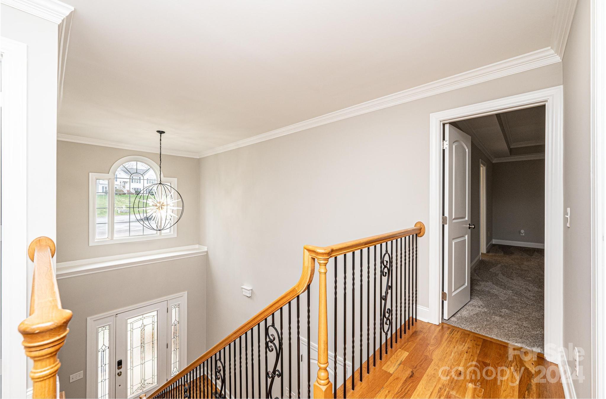 1021 38th Avenue NE 30