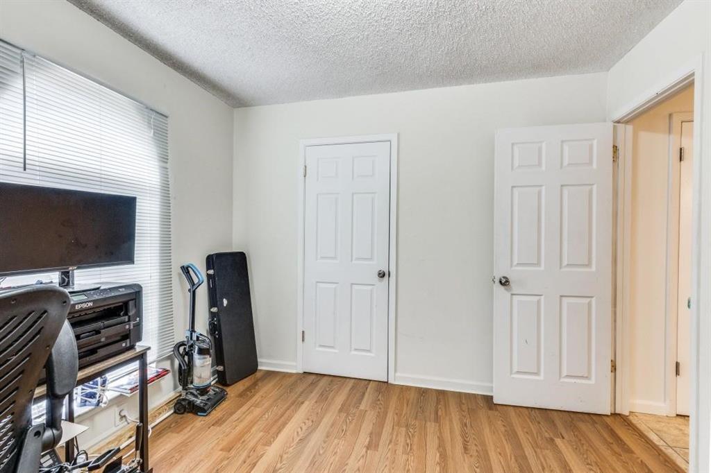 1309 Meadow Park Drive