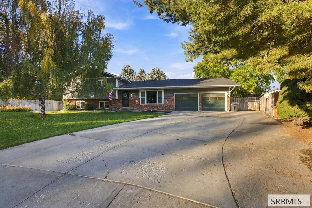 650 Brentwood Circle