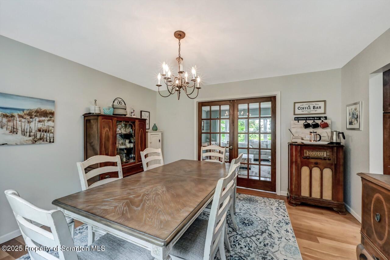 1001 Woodland Way