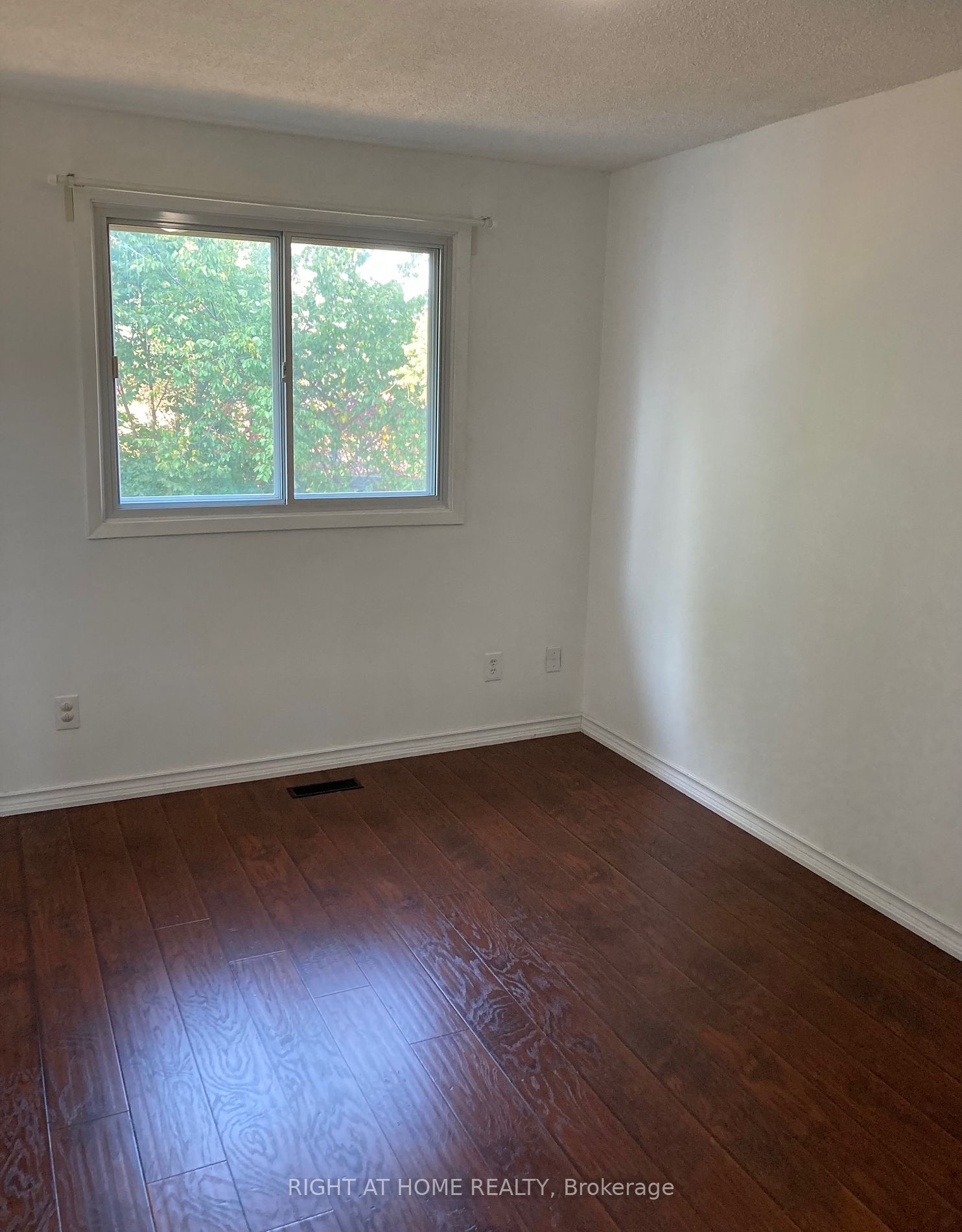 104 Farm Greenway 104