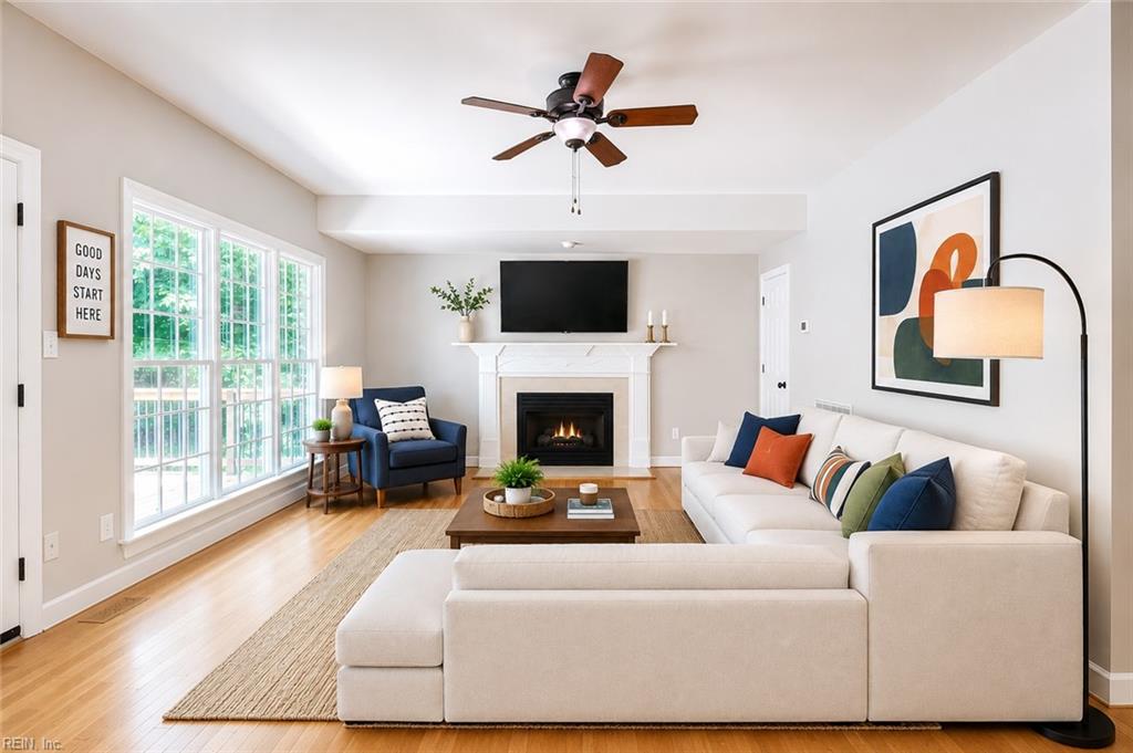 4904 Whitehaven Circle