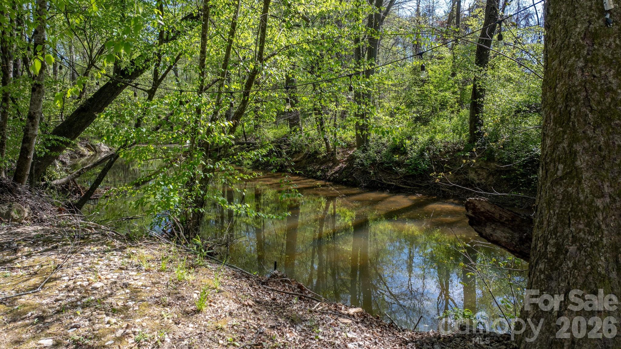 104 Buck Shoals Circle