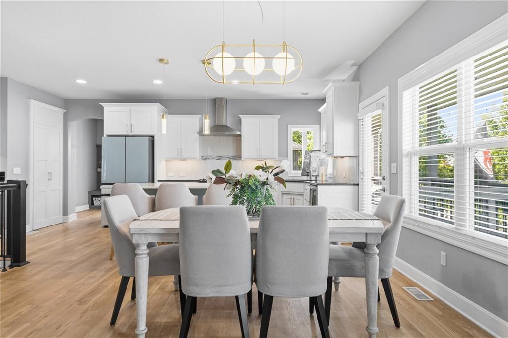 10512 N Euclid Avenue