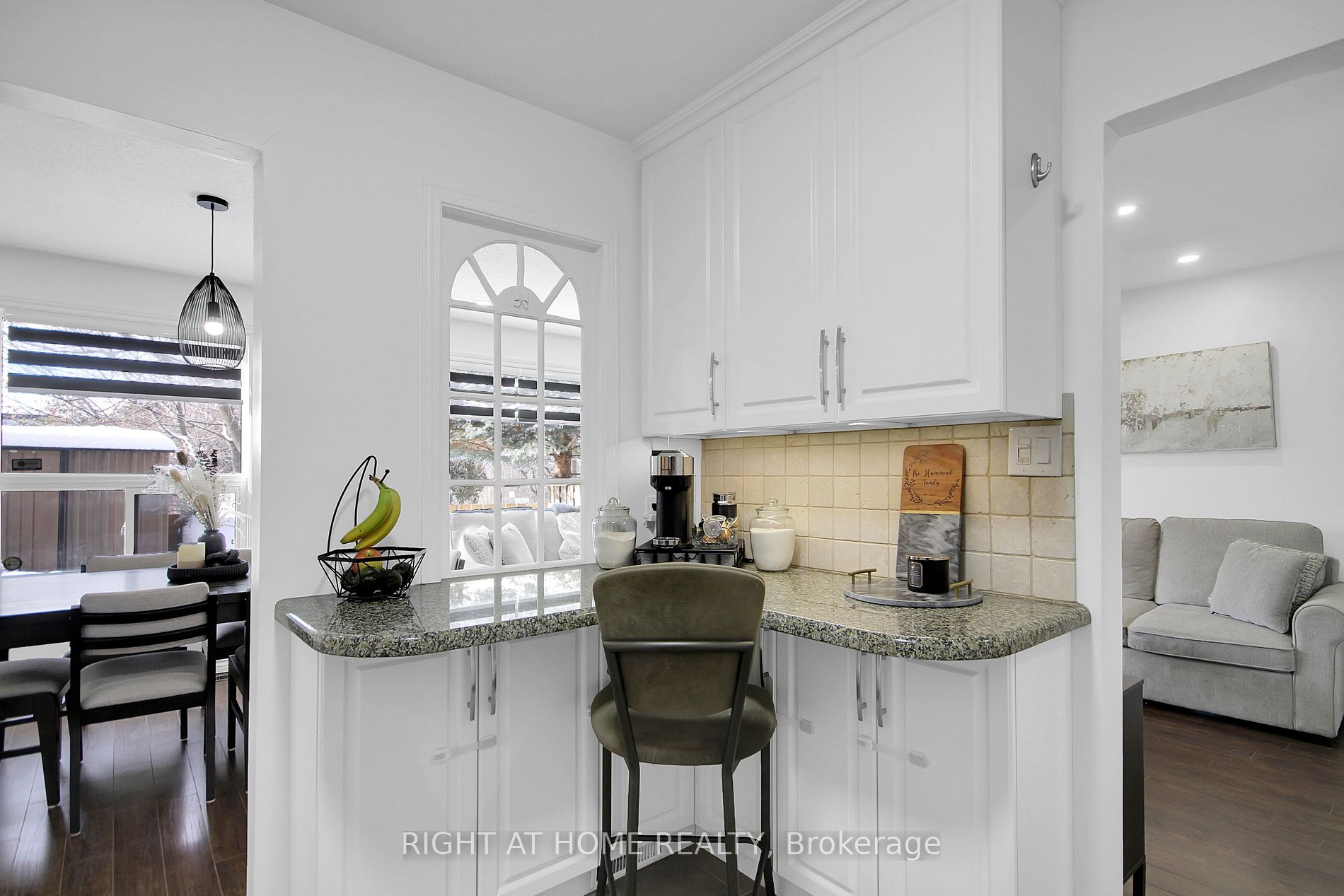 2126 Canberra Pl