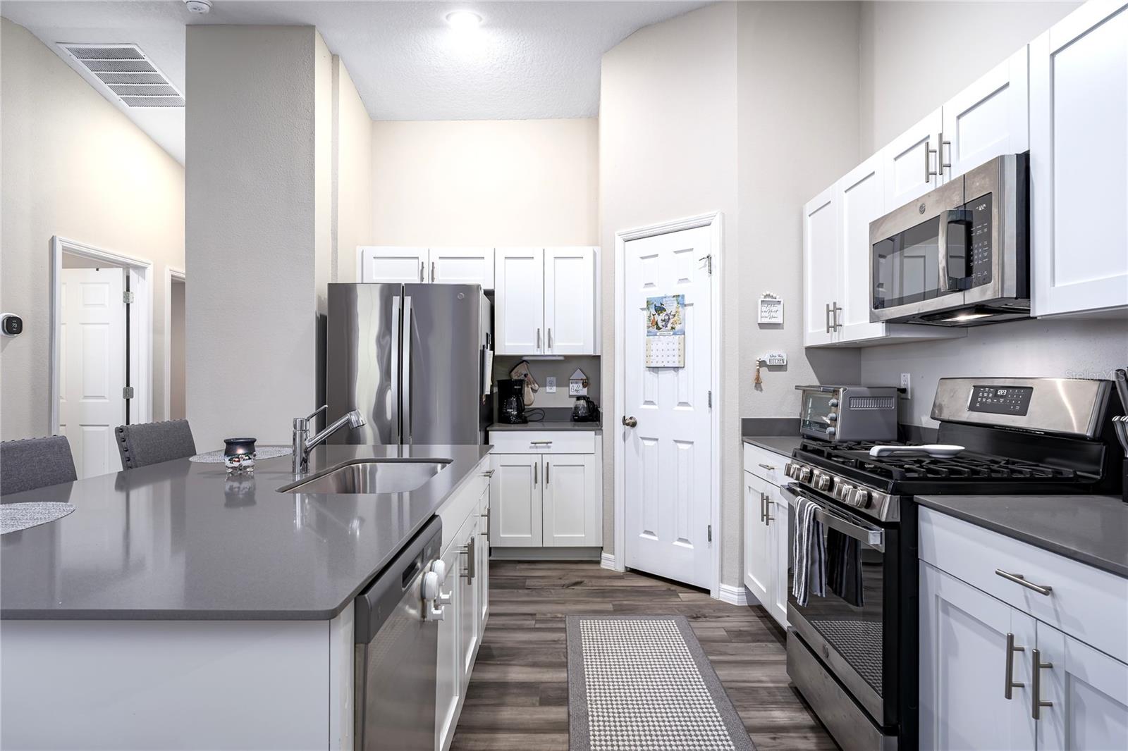 7635 Twin Leaf Terrace