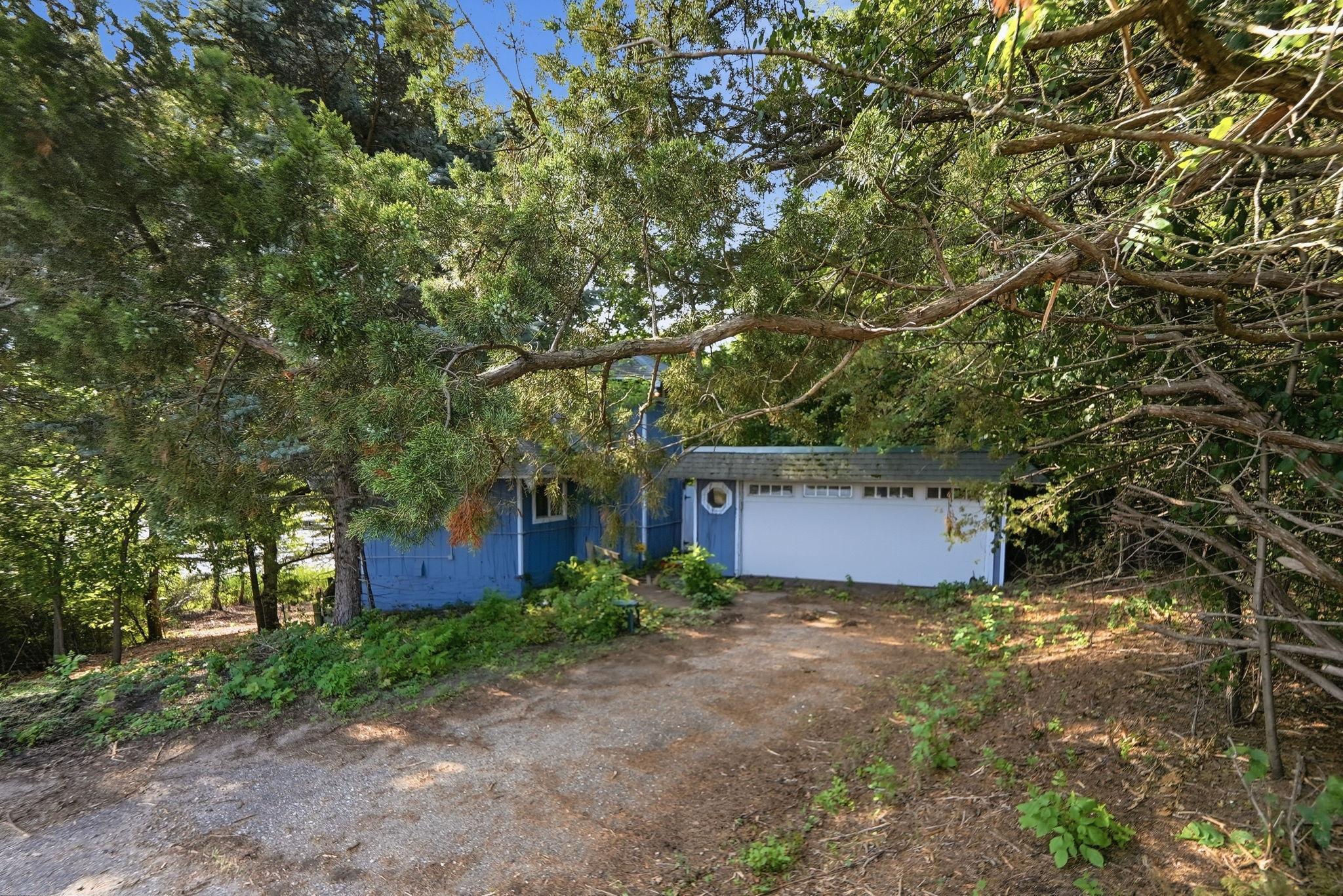 21455 Finley Circle