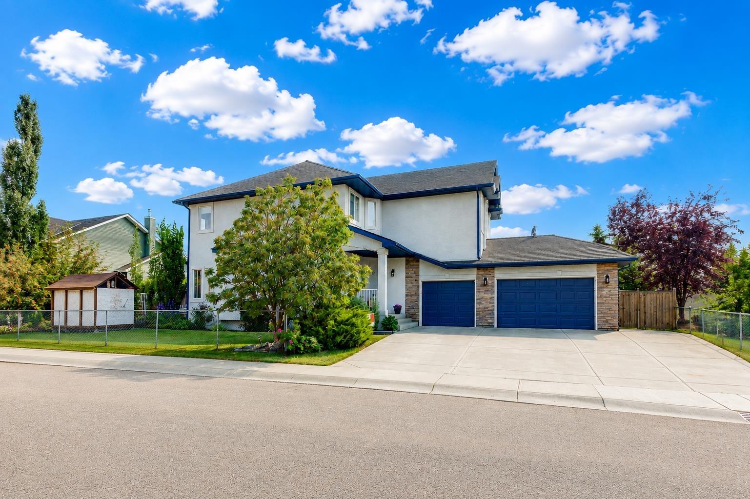 402 Fairways Mews NW