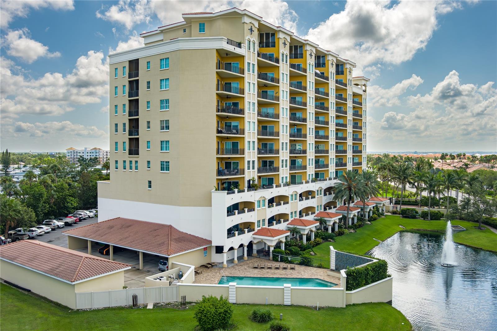 501 Haben Boulevard 605