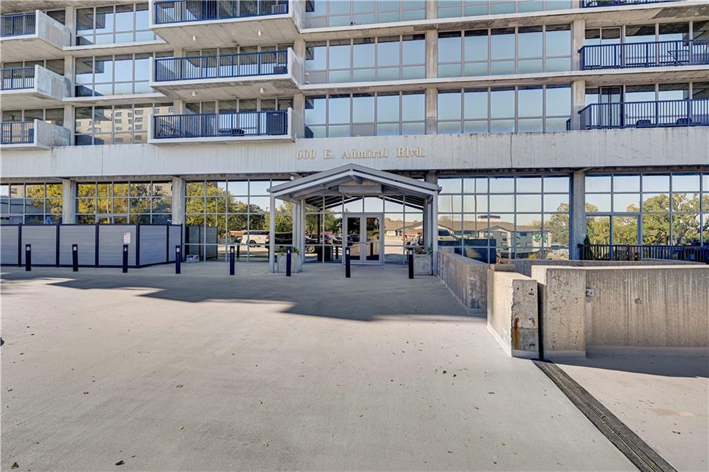 600 E Admiral Boulevard 1608