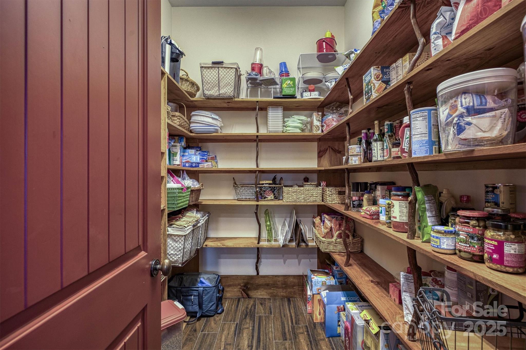 5140 Beech Bluff Drive