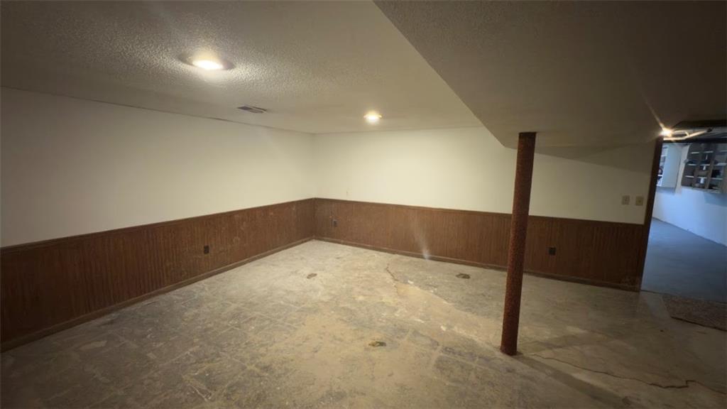 327 E Longfellow Street