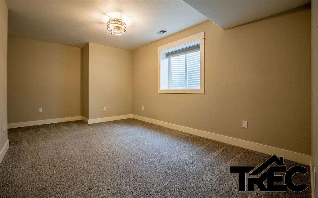 642 Cedarwood