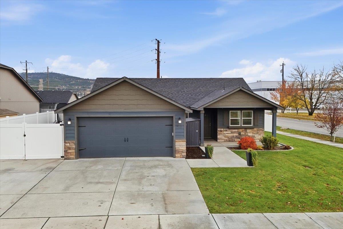 19029 E Frederick Ave